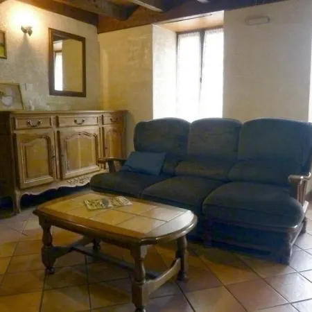 House Le De Seourre Saurat